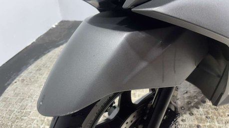 Suzuki Avenis 2023 ONLY 1K 1 OWNER VERY CLEAN 125CC LEARNER SCOOTER 17