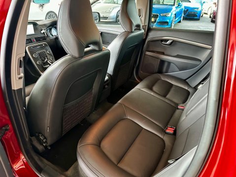 Volvo XC70 2.4 D5 SE Lux Geartronic AWD Euro 5 5dr 19