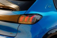 Peugeot 208 GT PREMIUM 10