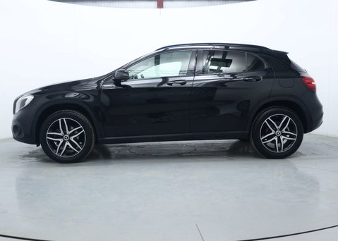 Mercedes-Benz GLA 1.6 GLA180 GPF Urban Edition SUV 5dr Petrol 7G-DCT Euro 6 (s/s) (122 ps) 9