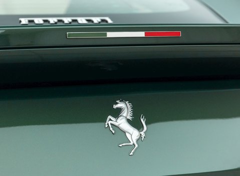 Ferrari 812 Superfast 34