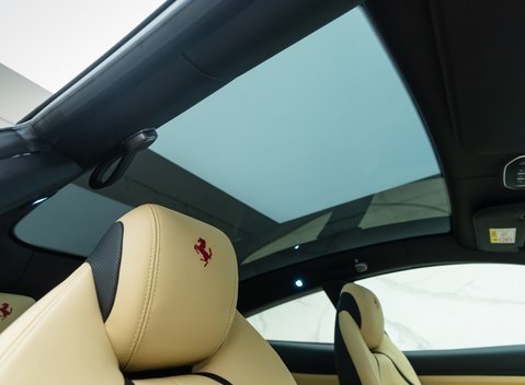 Ferrari GTC4 Lusso V12 16