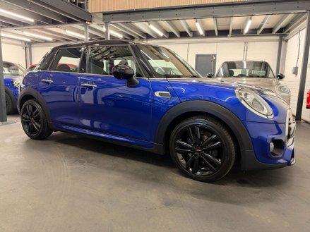 Mini Hatch 1.5 Cooper Sport 5dr