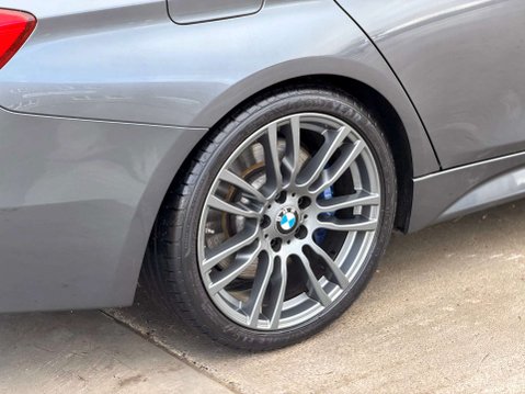 BMW 3 Series 3.0 335i M Sport Auto 5dr 25