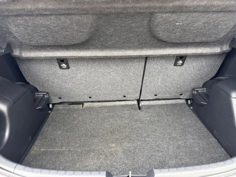 Toyota Yaris 1.5 VVT-i Icon Euro 6 5dr 37