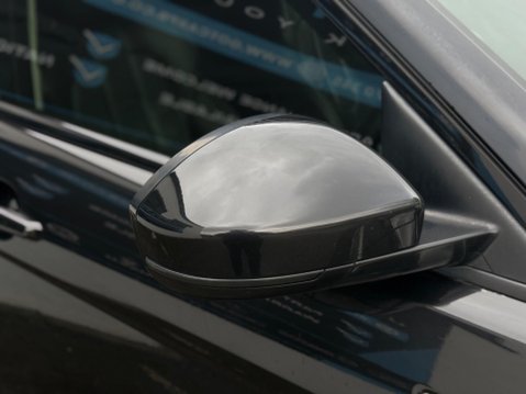 Land Rover Range Rover Evoque 2.2 SD4 Pure Auto 4WD Euro 5 (s/s) 5dr 22