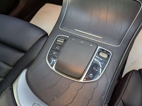 Mercedes-Benz GLC 2.0 GLC 300 AMG Line Premium+ D 4Matic Auto 4WD 5dr 83