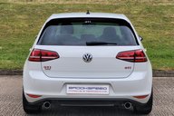 Volkswagen Golf GTI 8