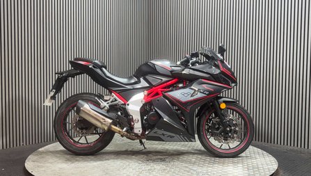 Lexmoto LXR 2020 20K RUNNING PROJECT SPORTS BIKE 125CC 1 OWNER