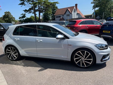 Volkswagen Golf 2.0 TSI R Hatchback 5dr Petrol DSG 4Motion Euro 6 (s/s) (310 ps) 17