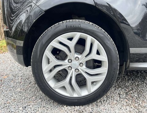 Land Rover Range Rover Evoque 1.5 Range Rover Evoque R-Dynamic SE P300e Auto 4WD 5dr 11