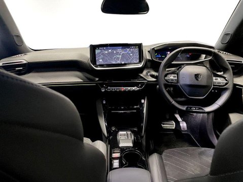 Peugeot e-2008 54kWh GT SUV 5dr Electric Auto (7kW Charger) (156 ps) Sat Nav 19