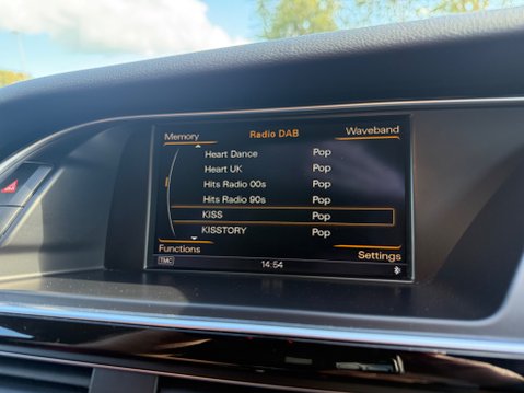 Audi S4 S4 AVANT QUATTRO BLACK EDITION 24