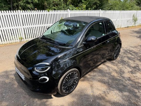 Fiat 500e C LA PRIMA 13