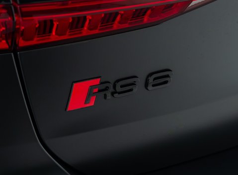 Audi RS6 AVANT PERFORMANCE CARBON VORSPRUNG 41