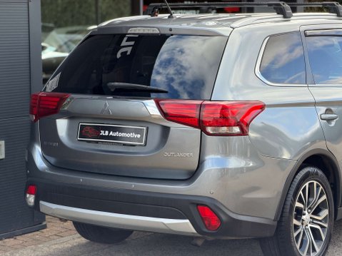 Mitsubishi Outlander 2.3 Outlander GX 3 DI-D 4WD 5dr 21