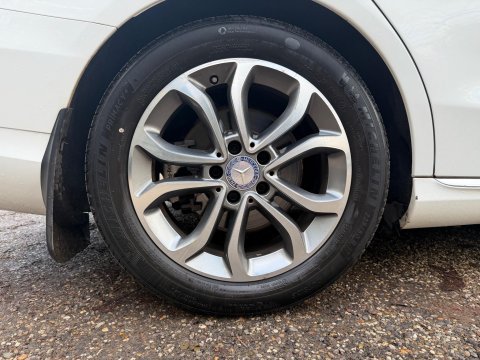 Mercedes-Benz C Class 2.1 C250d Sport G-Tronic+ Euro 6 (s/s) 5dr 24