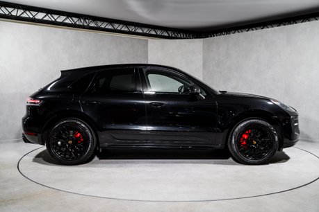Porsche Macan GTS PDK. WARRANTY. EXCELLENT PSH. SPORT DESIGN PACKAGE. SPORTS EXHAUST. 7