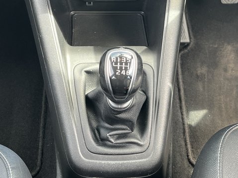 Kia Venga 1.6 ISG 3 5dr 21