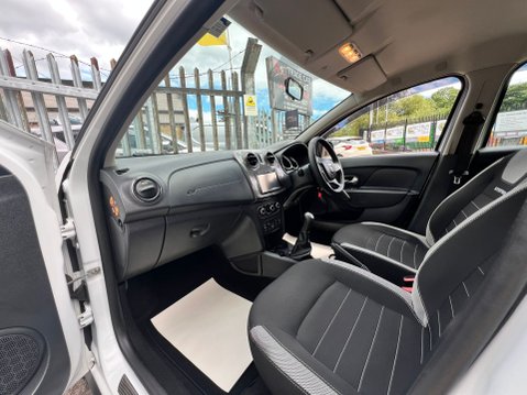 Dacia Sandero Stepway LAUREATE DCI 54