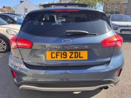 Ford Focus X 6