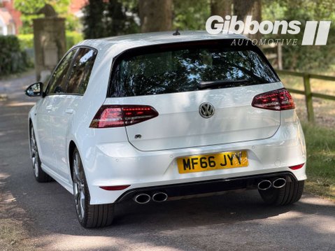 Volkswagen Golf 2.0 Golf R DSG 4WD 5dr 4