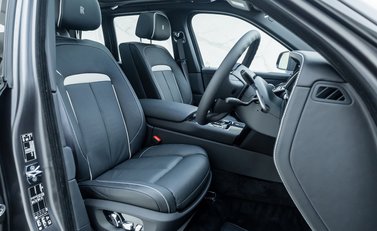 Rolls-Royce Cullinan Black Badge 12