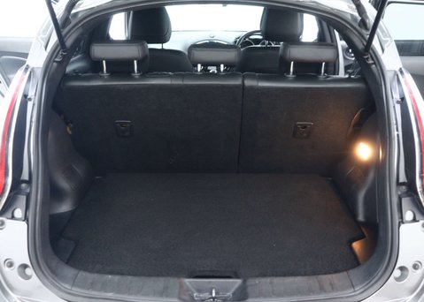 Nissan Juke 1.6 Tekna SUV 5dr Petrol XTRON Euro 6 (117 ps) 42