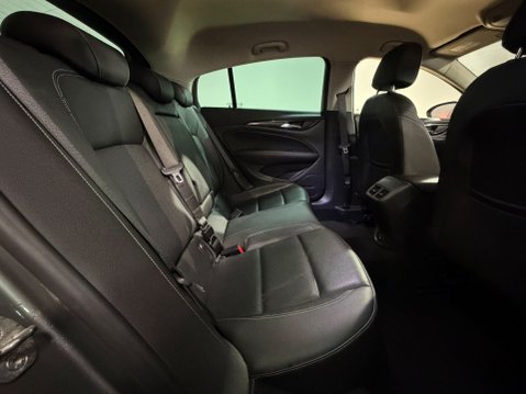 Vauxhall Insignia ELITE NAV 19