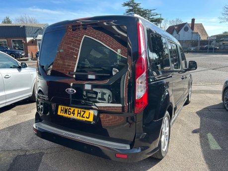 Ford Grand Tourneo Connect TITANIUM TDCI 6