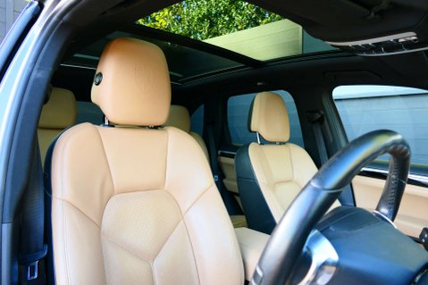 Porsche Cayenne 3.0 Cayenne S Hybrid Tiptronic S 4WD 5dr 20