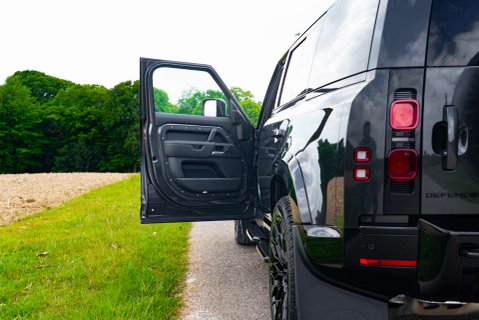 Land Rover Defender D350 X-Dynamic HSE Hardtop Obsidian WideTrak 7