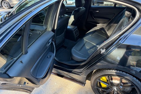 BMW 1 Series M140I SHADOW EDITION -APPLE CARPLAY -CAMERA -STAGE 1 TUNED 30