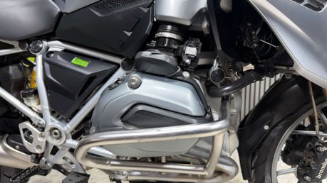 BMW R1200GS LC 2013 LOTS OF EXTRAS FULL LUGGAGE ONLY 36K SERVICED 26