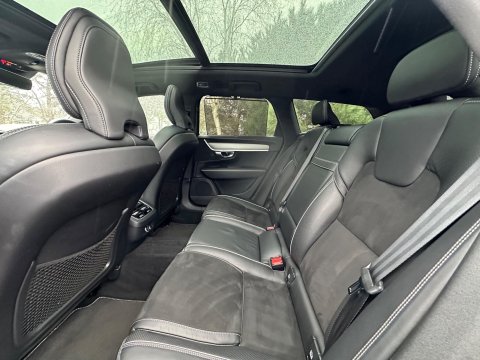 Volvo V90 2.0 D5 R-Design Plus Auto AWD Euro 6 (s/s) 5dr 8
