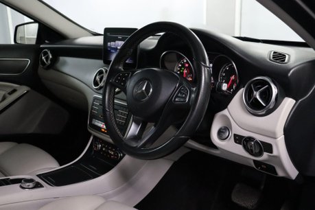 Mercedes-Benz GLA GLA 200 SPORT PREMIUM 5