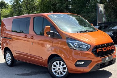 Ford Transit Custom 320 LIMITED ECOBLUE DOUBLE CAB - 6 SEATER -REVERSE CAMERA -APPLE CAR PLAY