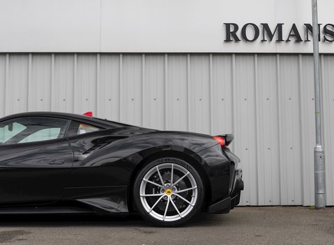 Ferrari 488 Pista 29