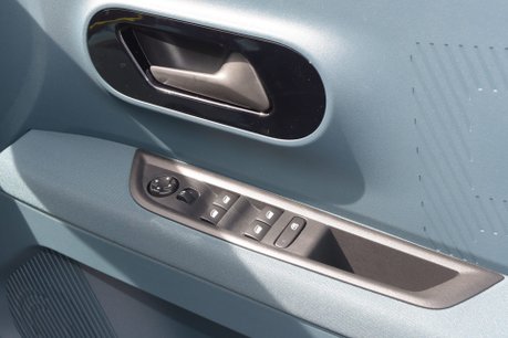Fiat Grande Panda 1.2 Hybrid 48V 110 Icon 19