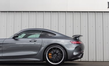 Mercedes-Benz AMG GT R GT R 33