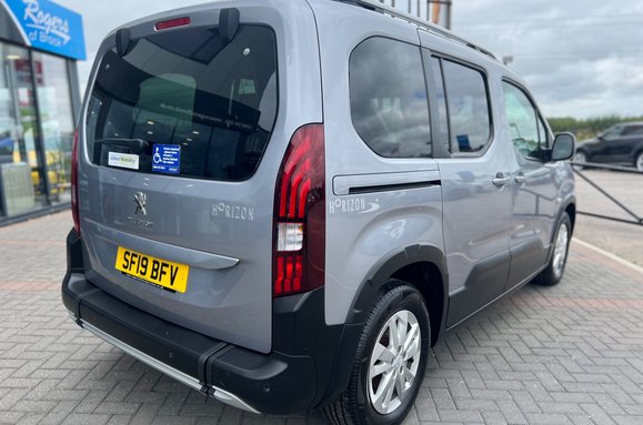 Peugeot Rifter HORIZON RE WAV 10