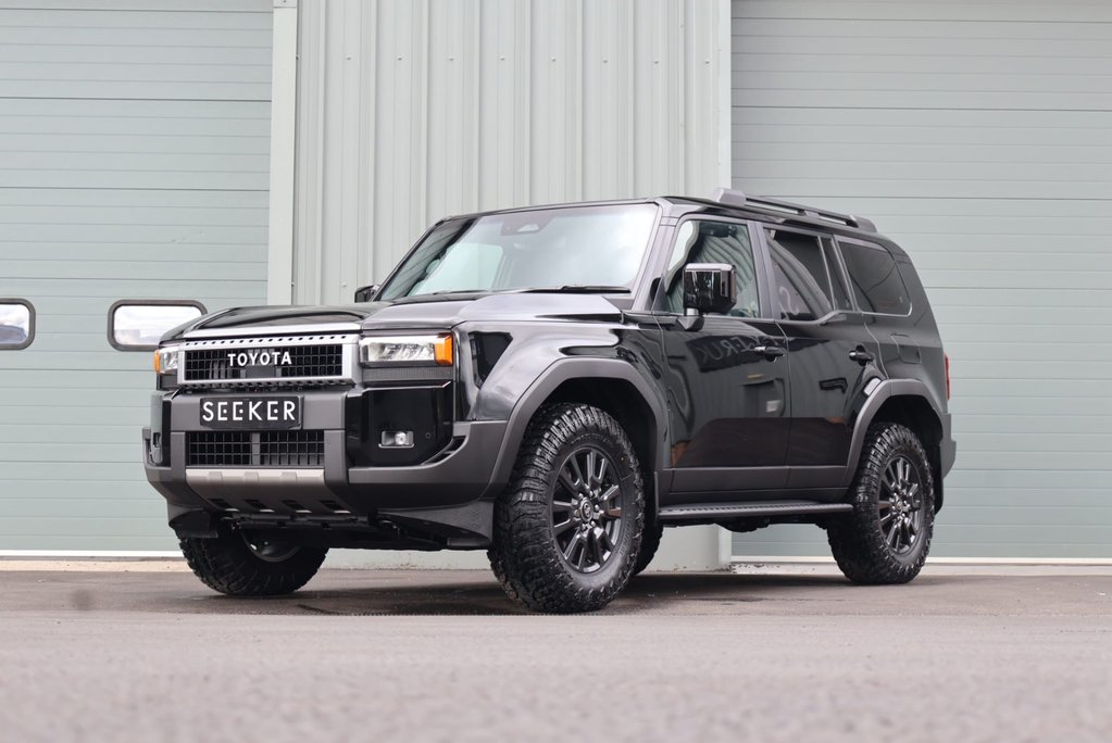 Toyota Land Cruiser BRAND NEW COMMERCIAL WITH A GENUINE REAR SEAT CONVERSION 1
