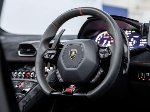 Lamborghini Huracan 5.2 V10 LP 640-4 Performante Spyder LDF 4WD Euro 6 (s/s) 2dr 41