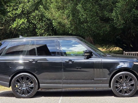 Land Rover Range Rover 3.0 Range Rover Vogue TDV6 Auto 4WD 5dr 6