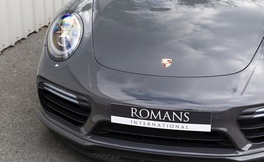 Porsche 911 Turbo S (991.2) 25