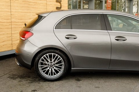 Mercedes-Benz A Class A 180 SPORT EXECUTIVE EDITION 7