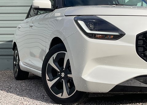 Suzuki Swift 1.2 Mild Hybrid Ultra AUTO 2