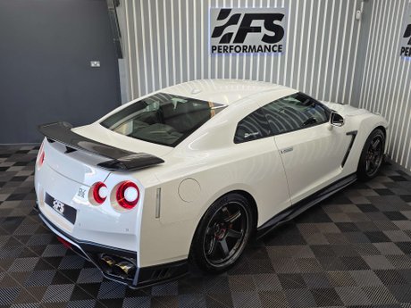 Nissan GT-R 3.8 V6 Recaro Coupe 2dr Petrol Auto 4WD Euro 6 (570 ps) 55