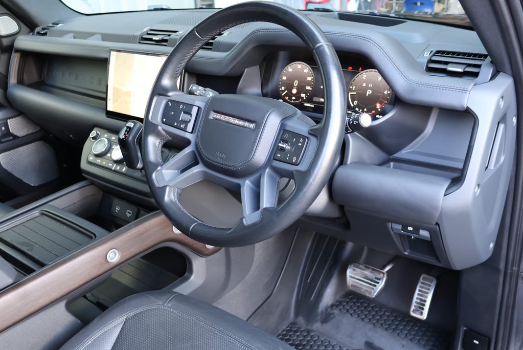 Land Rover Defender 130 X MHEV 8 SEATER STYLED BY SEEKER HUGE SPEC  11