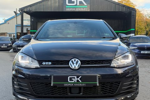 Volkswagen Golf GTD -TWO OWNERS -£20 ROAD TAX -9 SERVICES - ORIGINAL & UNMODIFIED -KEYLESS 12